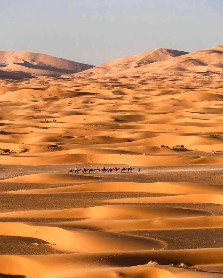 Sahara Majestic Luxury Camp Hotel Merzouga Exterior foto The Sahara Desert