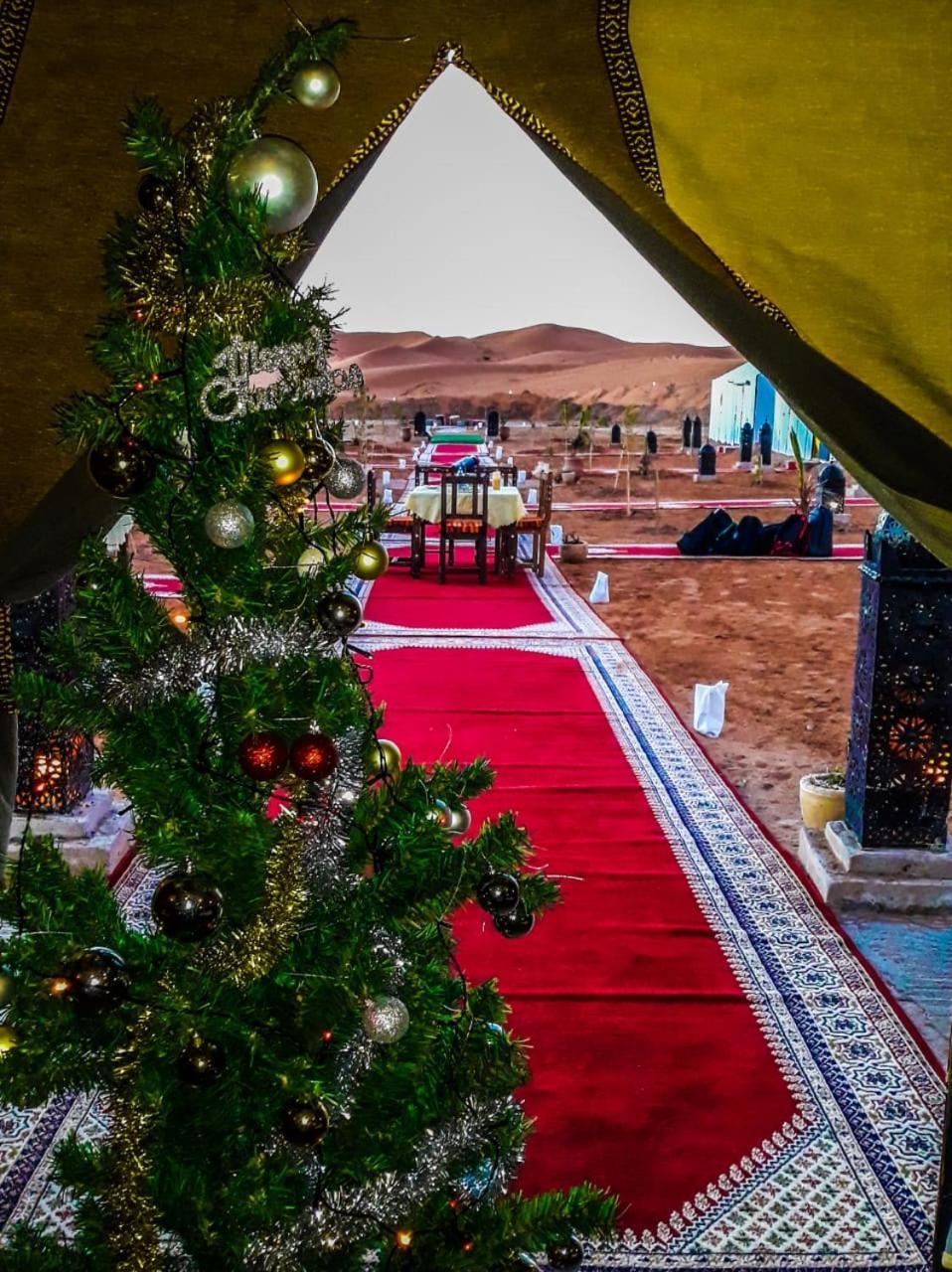 Sahara Majestic Luxury Camp Hotel Merzouga Exterior foto Christmas in the desert