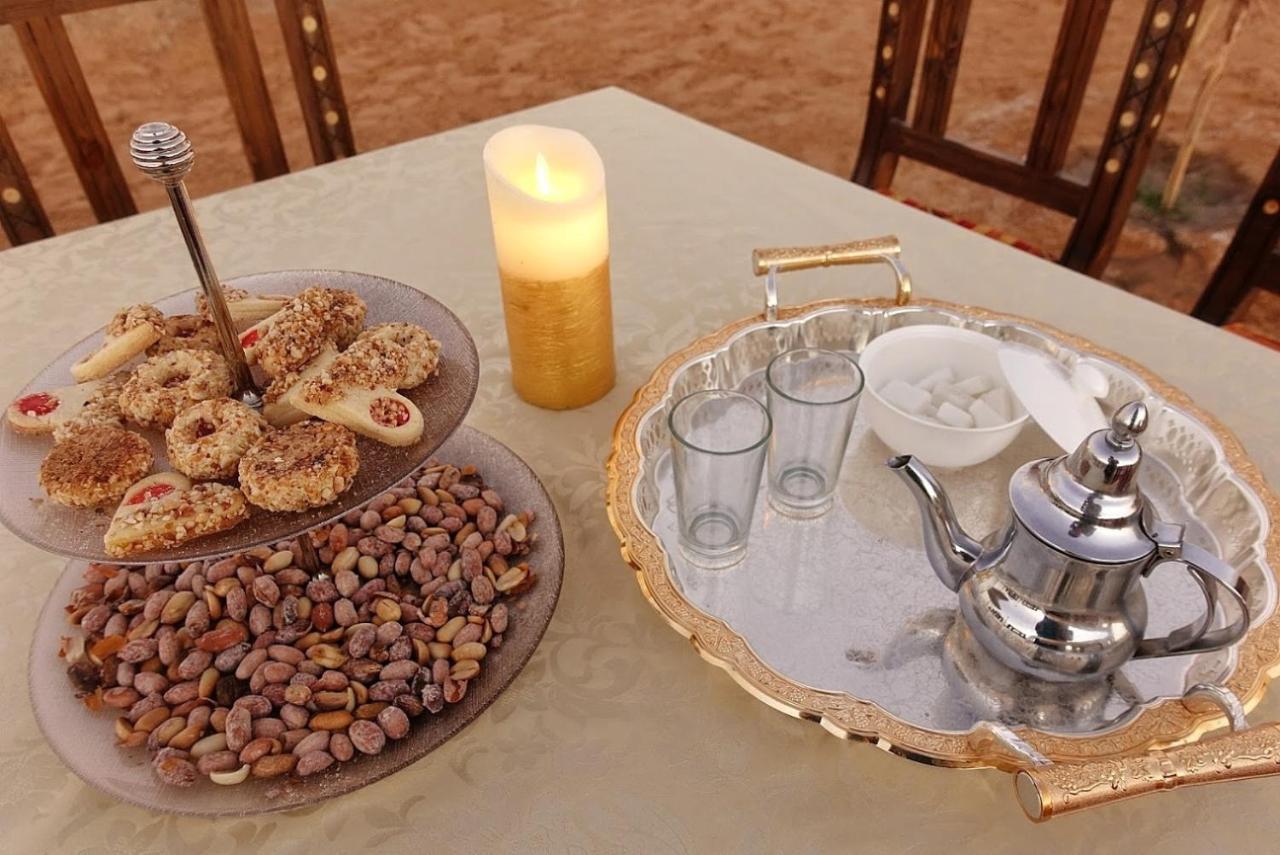 Sahara Majestic Luxury Camp Hotel Merzouga Exterior foto Arabic coffee and baklava