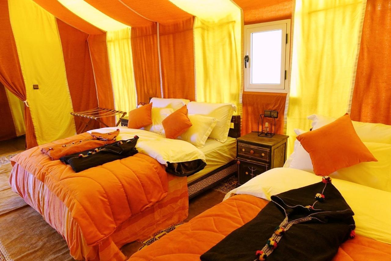 Sahara Majestic Luxury Camp Hotel Merzouga Exterior foto Interior of a tent
